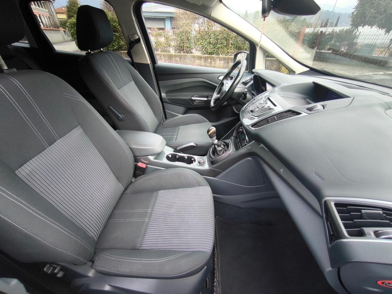 FORD C-MAX 1,6 TDCI- TITANIUM- OK NEOPATENTATI