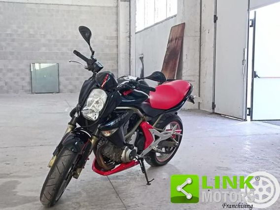 KAWASAKI ER-6N bicilindrica / 4 tempi / PATENTE A3