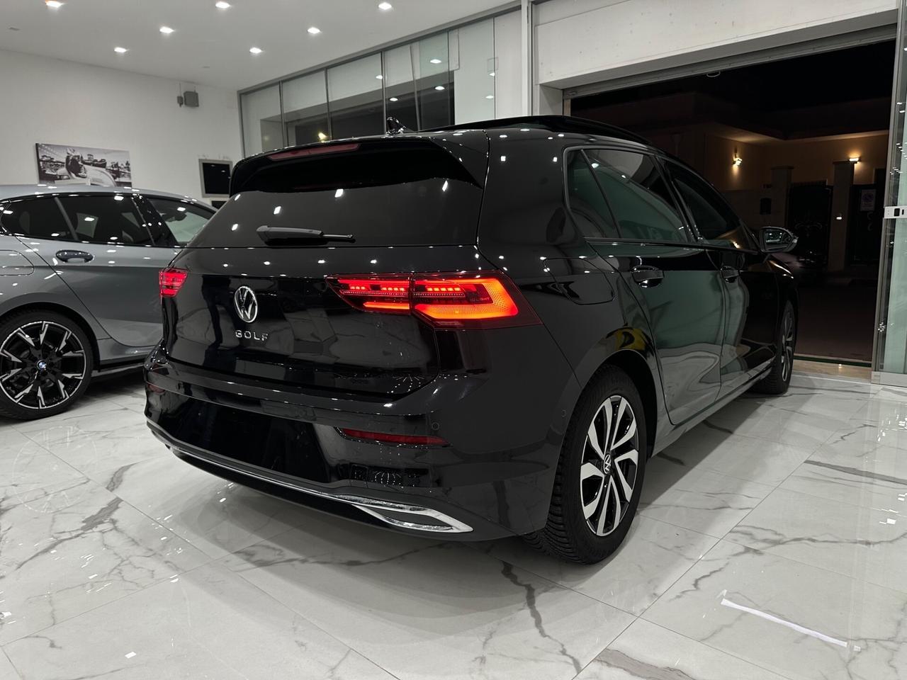 Volkswagen Golf 2.0 TDI 150 CV DSG SCR Tetto