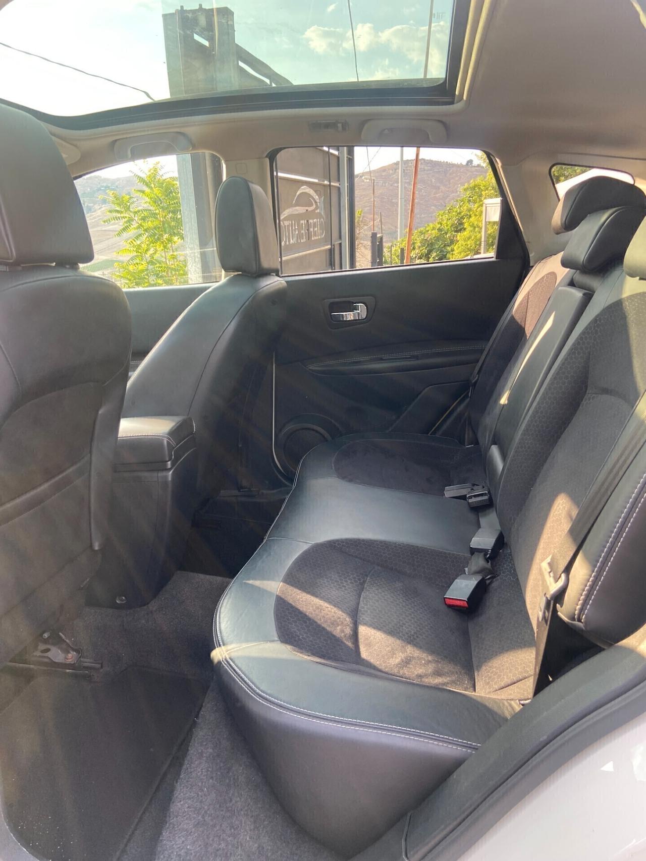 Nissan Qashqai 1.6 dCi Tekna (Tetto-Navi-Retro)