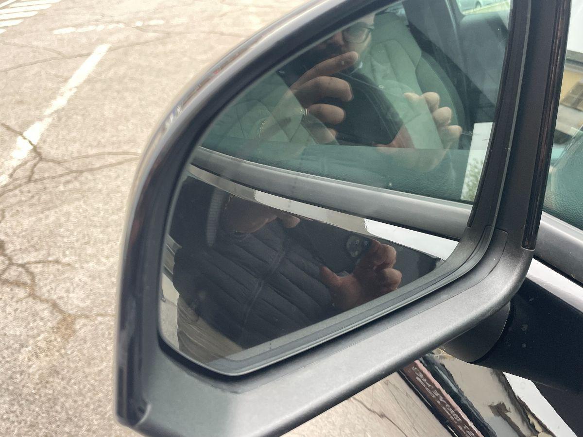 VOLVO - XC40 - B3 automatico Core