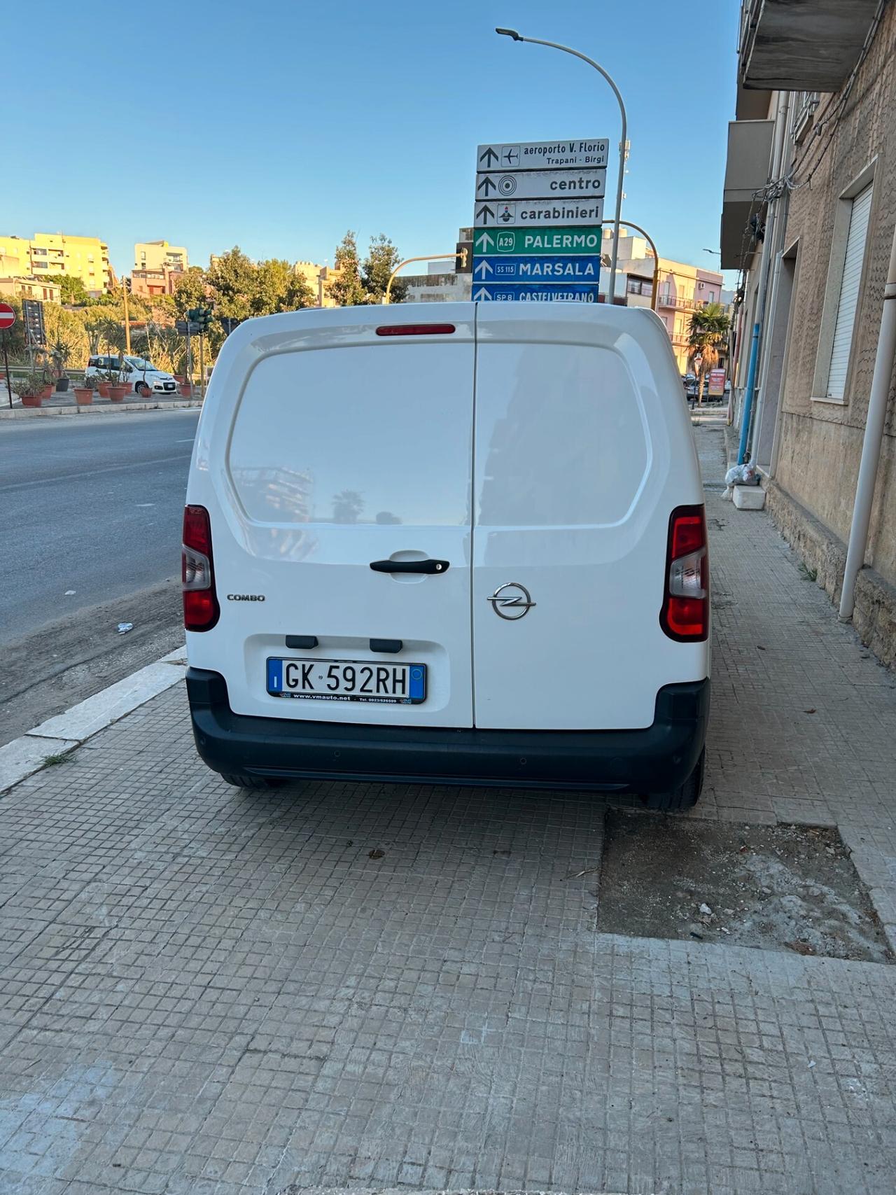 Opel Combo Cargo XL 1.5 Diesel 100CV S&S PL 950kg Edition