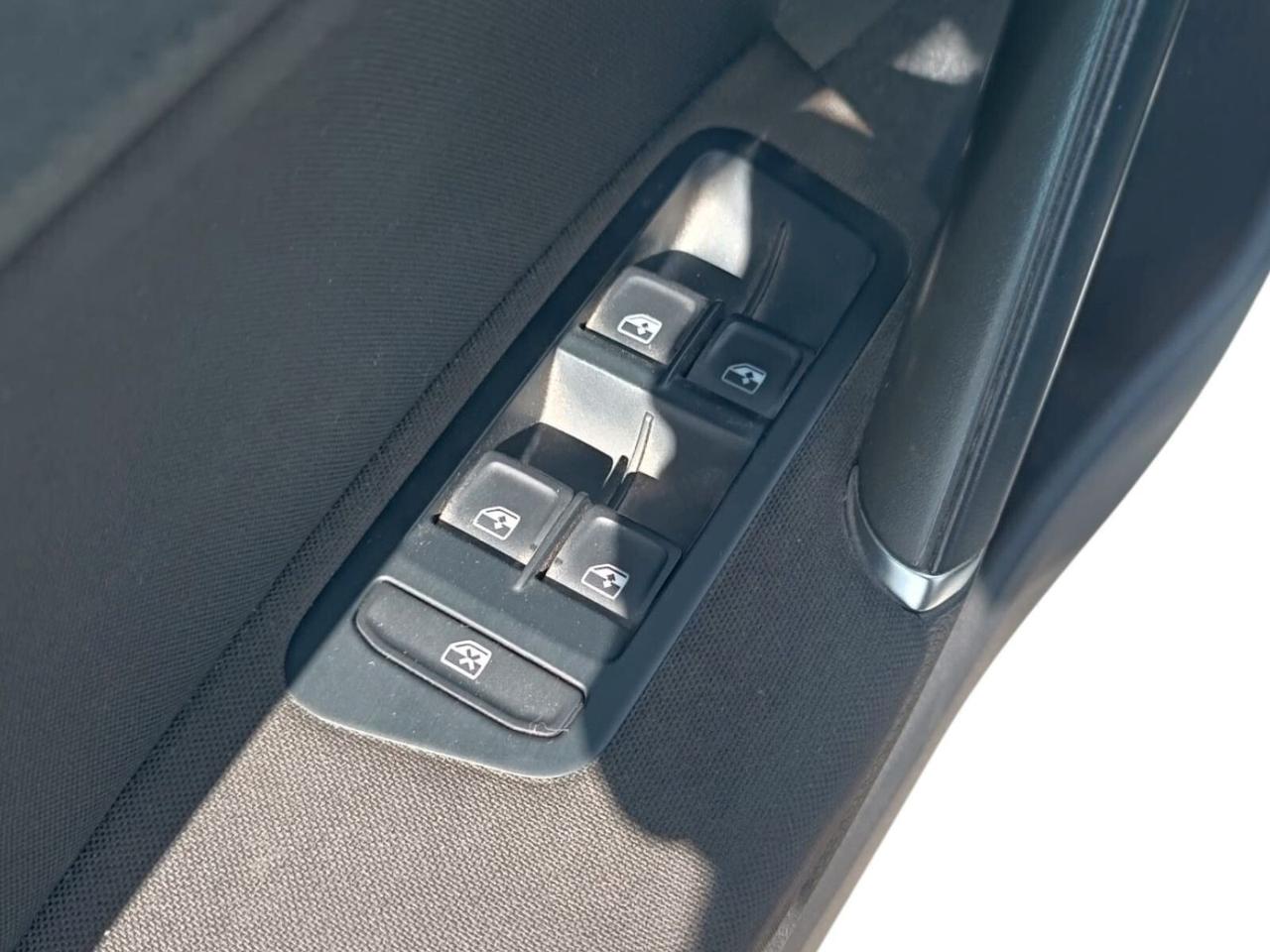 Volkswagen Golf 1.5 TGI 5p. Business BlueMotion Technology