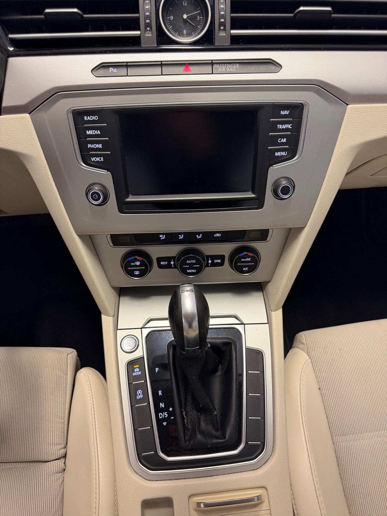 Volkswagen Passat 2.0 TDI DSG Comfortline BlueMotion Technology