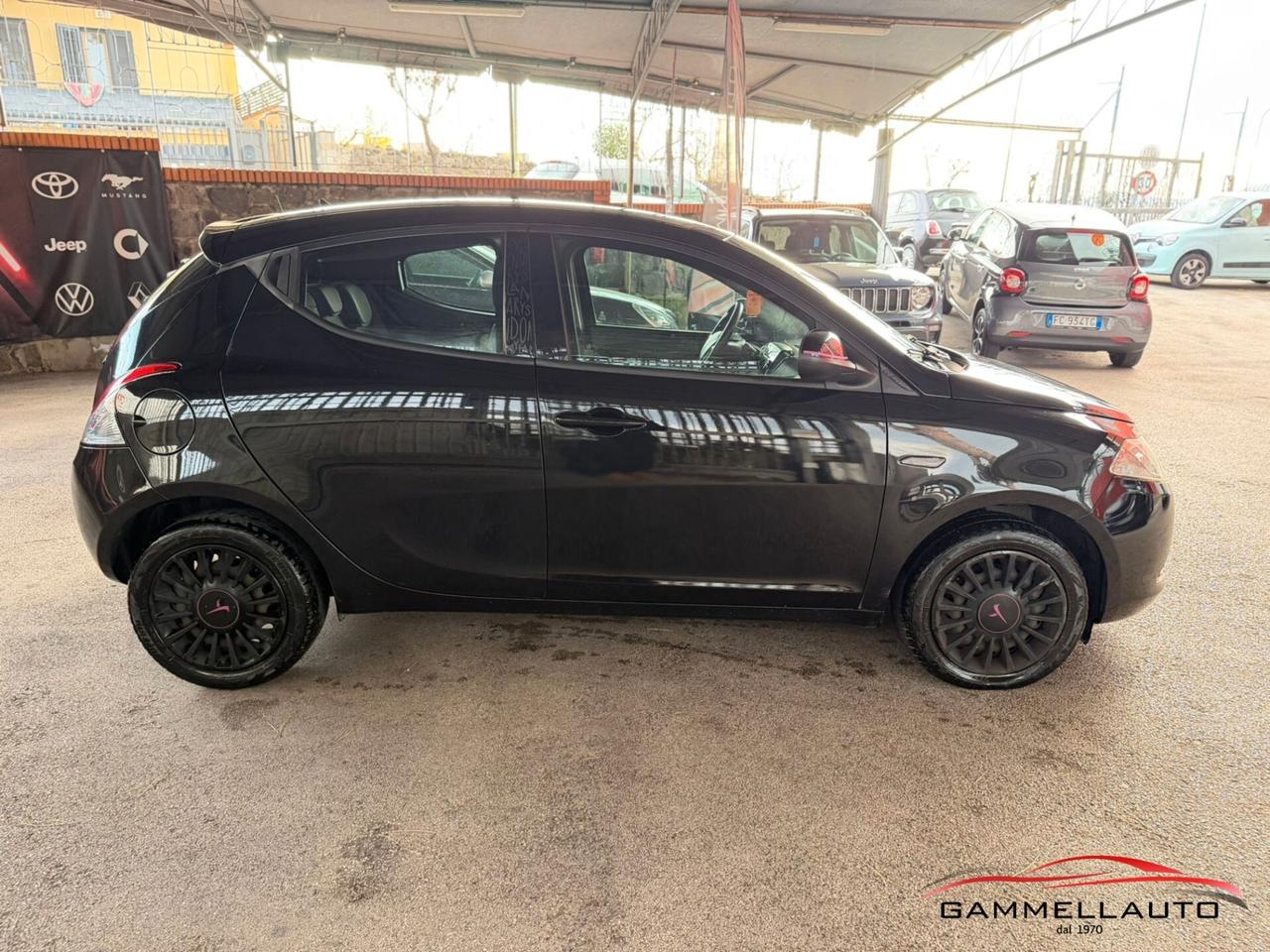 Lancia Ypsilon 1.3 mjt Elefantino 95cv