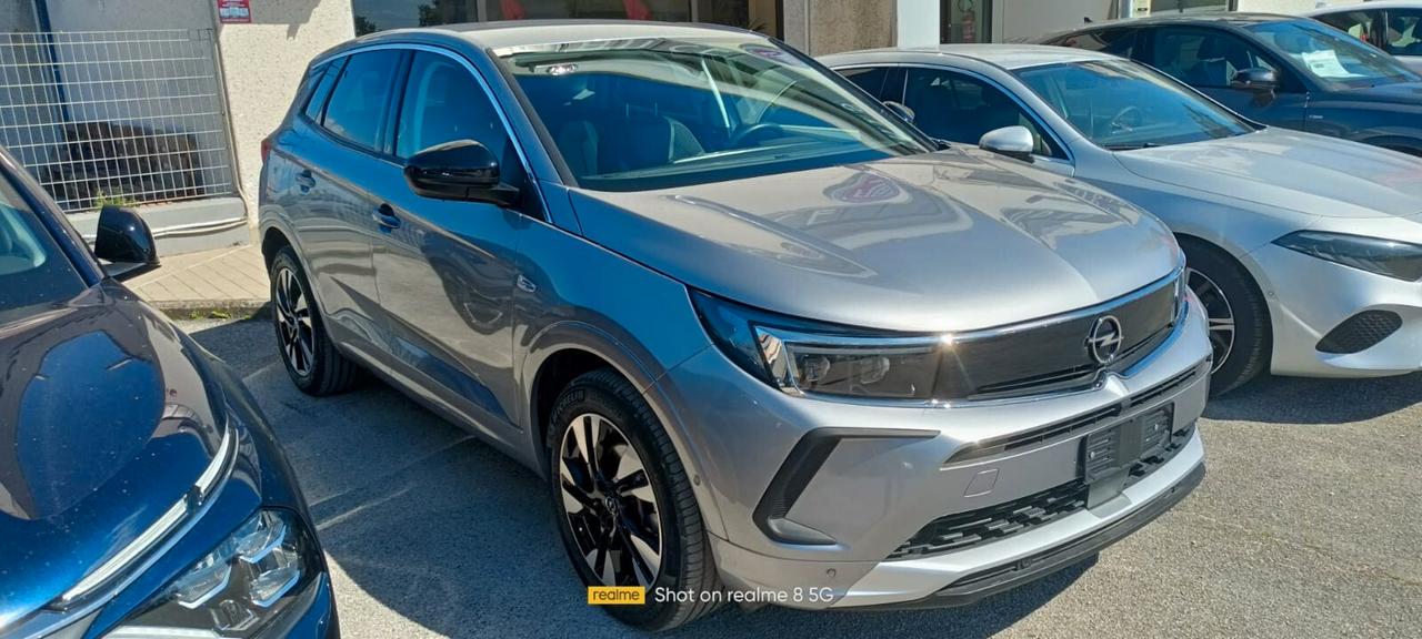 Opel Grandland 1.5 diesel Ecotec aut. Business Elegance ( PROMOZIONE FINANZIAMENTO )