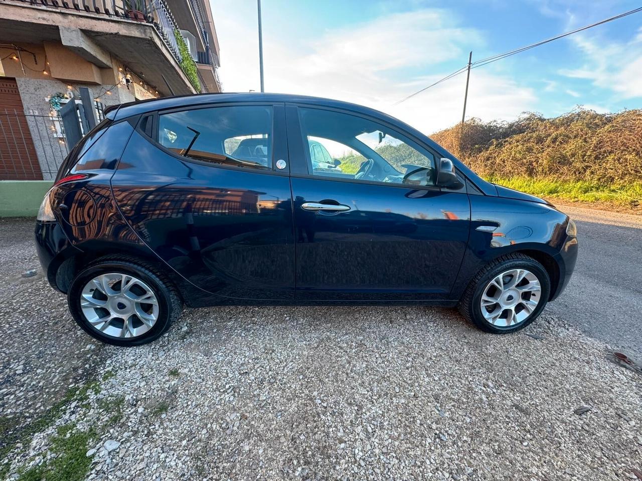 LANCIA YPSILON 1.3 MJT 16V 95 CV 5 PORTE S&S PLATINUM FRIZIONE NUOVA EU6!