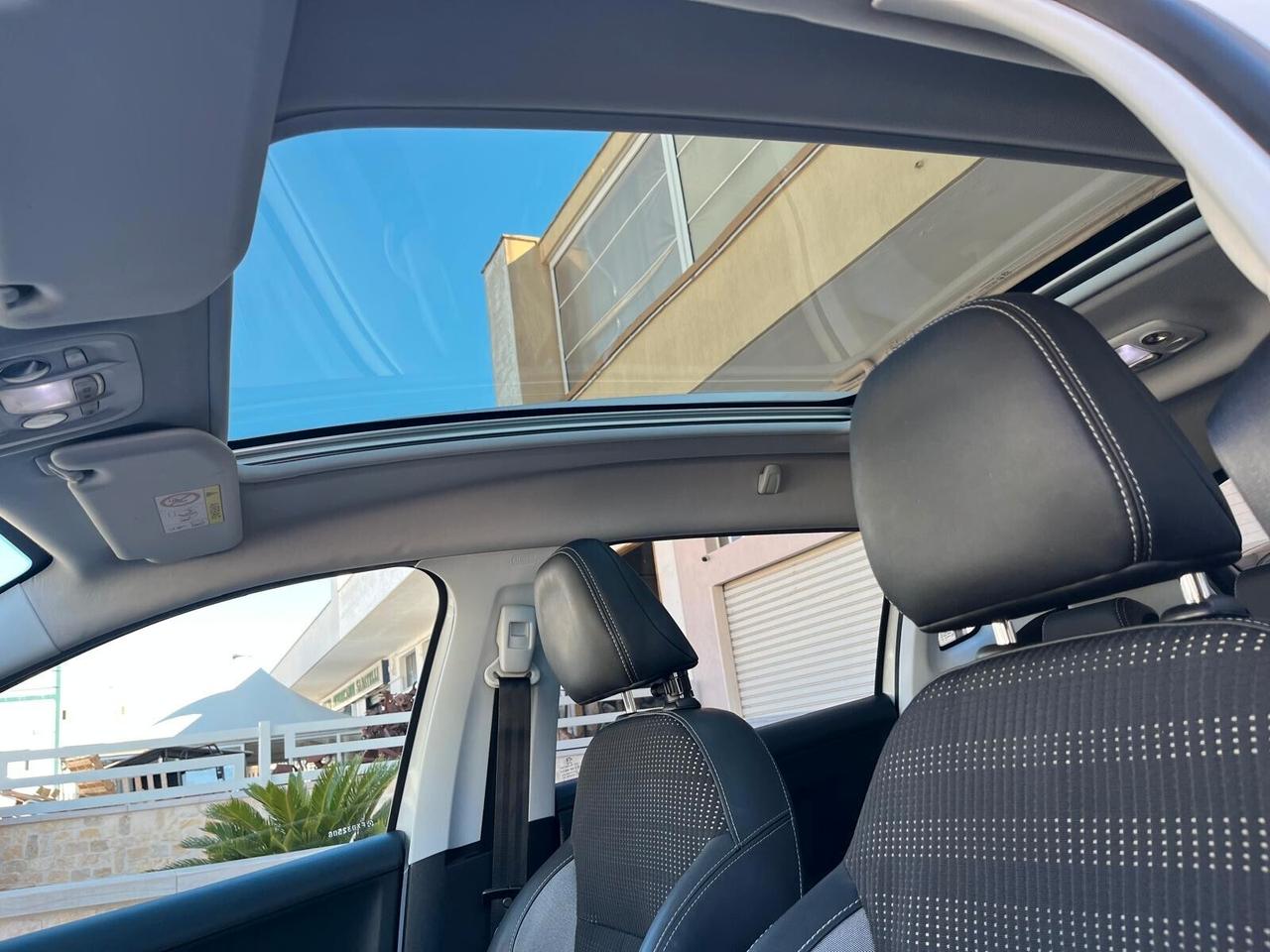 Peugeot 2008 BlueHDi 120 S&S Féline