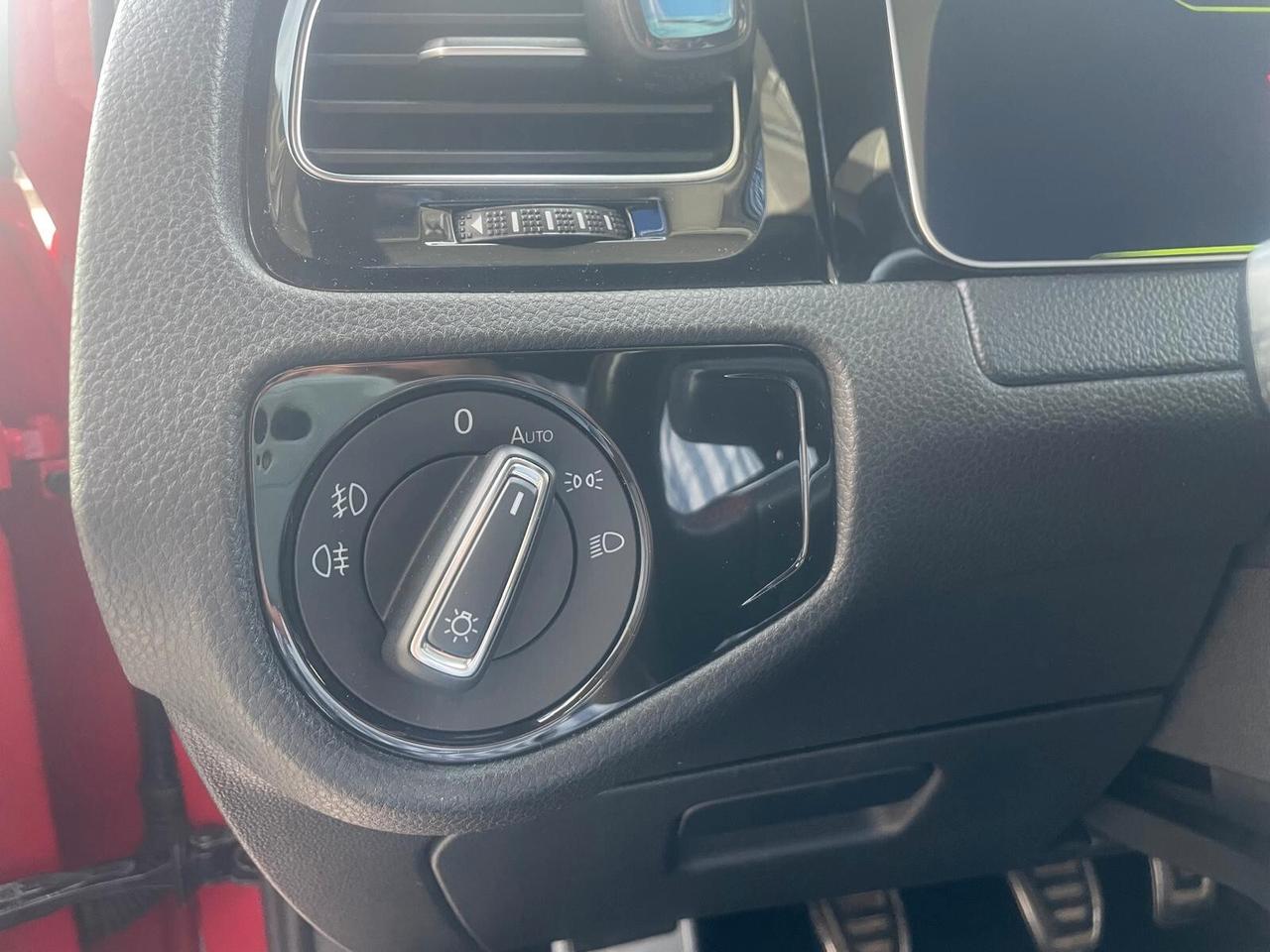 Volkswagen Golf GTI Performance 2.0 245 CV TSI DSG 5p. BMT