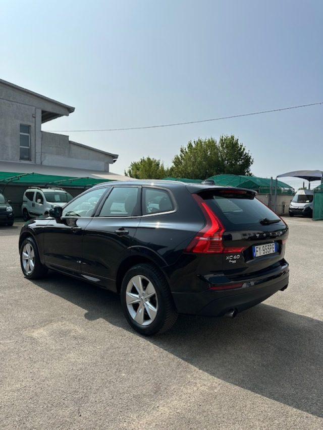 VOLVO XC60 B4 (d) AWD Geartronic Business