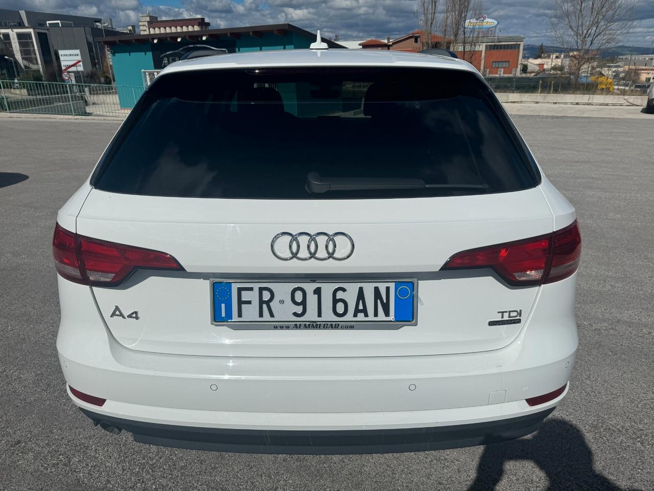 Audi A4 Avant 2.0 TDI 150 CV quattro Business