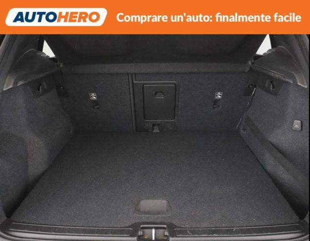 VOLVO XC40 D4 AWD Geartronic Momentum