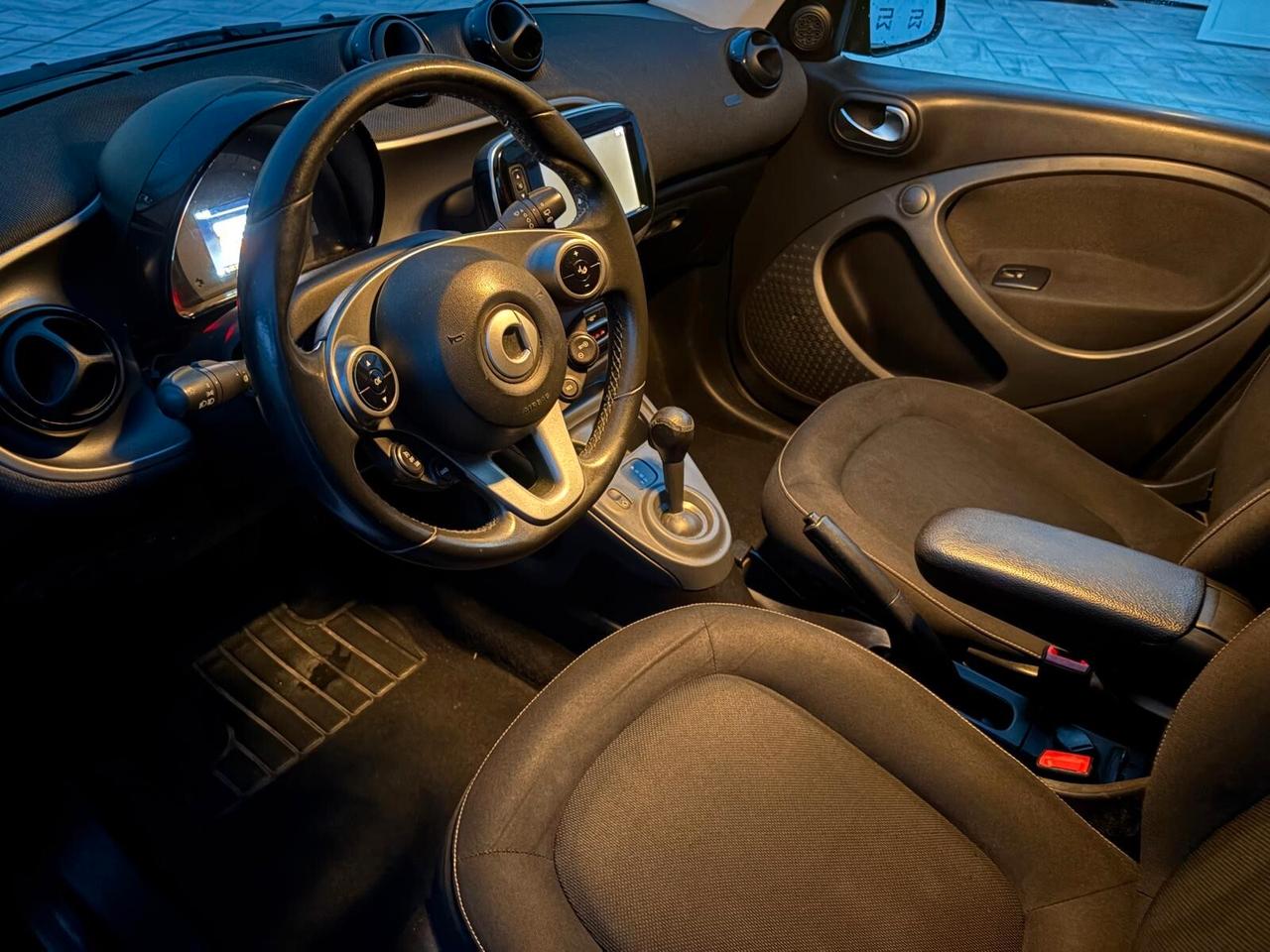 Smart ForFour 60 1.0 Black Passion