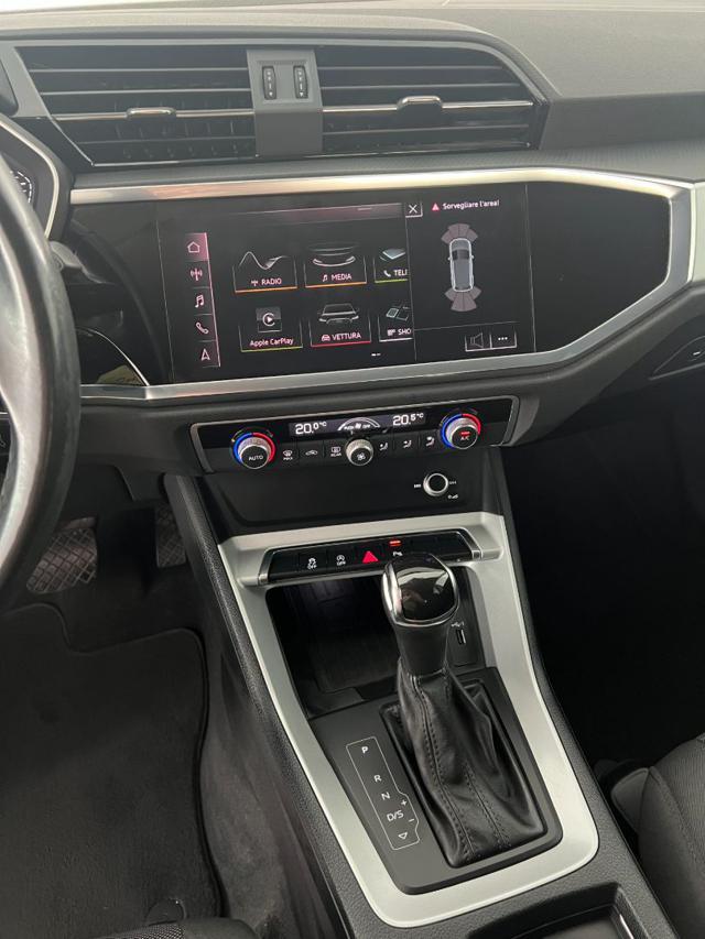AUDI Q3 35 TDI S tronic Business Advanced Black Pack