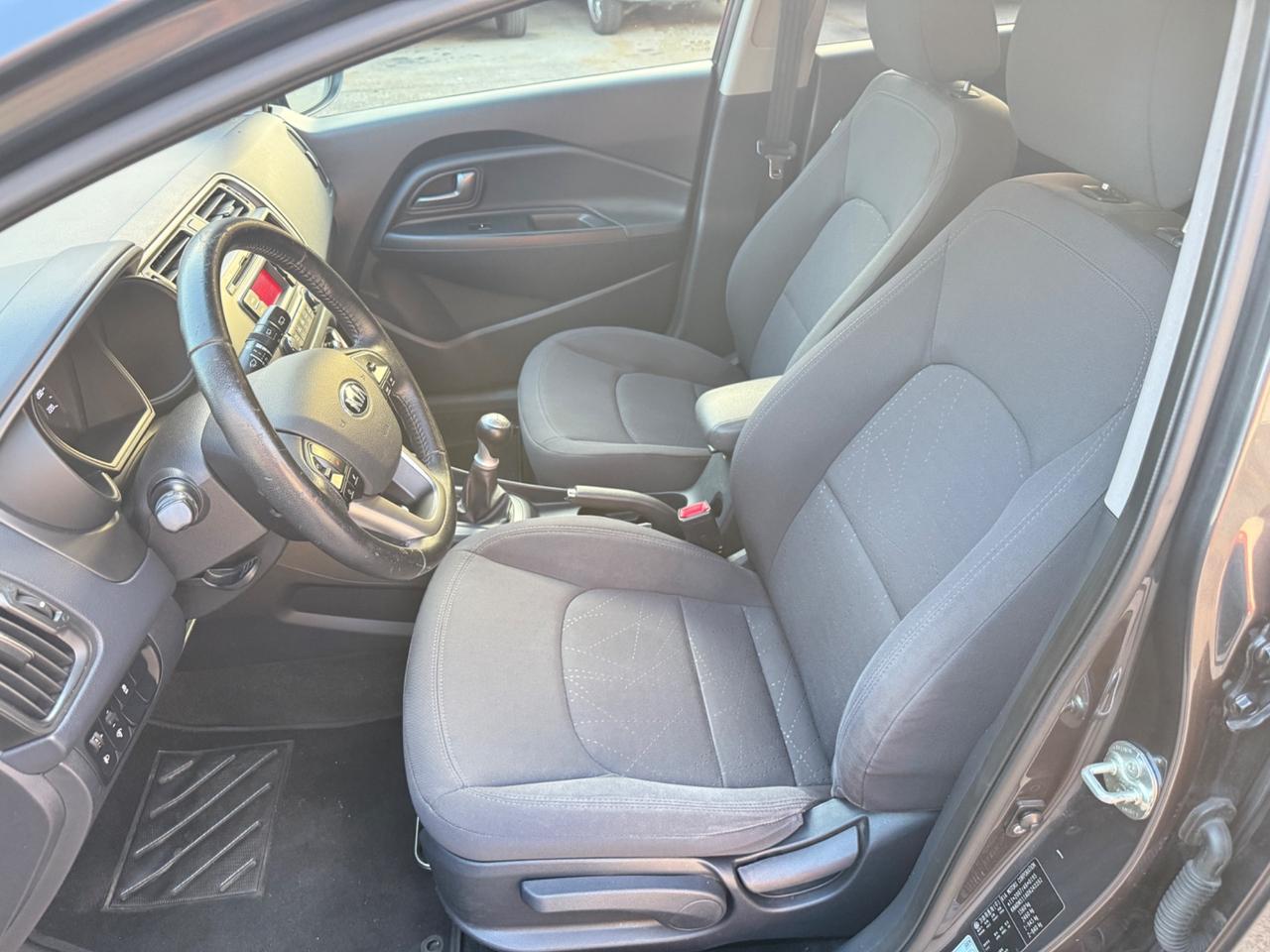 Kia Rio 1.2 CVVT 5p. Cool