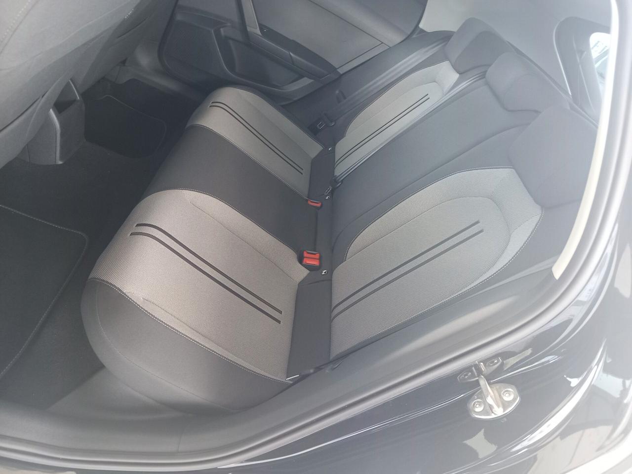 LEON1.0 TSI 110 CV Style AUTOM PALETTE F1 PERFETTA QUAL PROVA