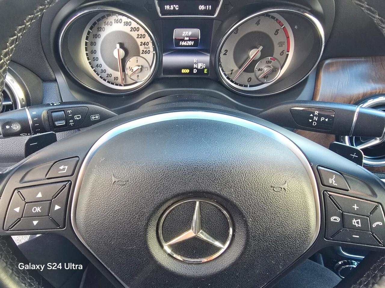 Mercedes-benz GLA 220 CDI Automatic Premium