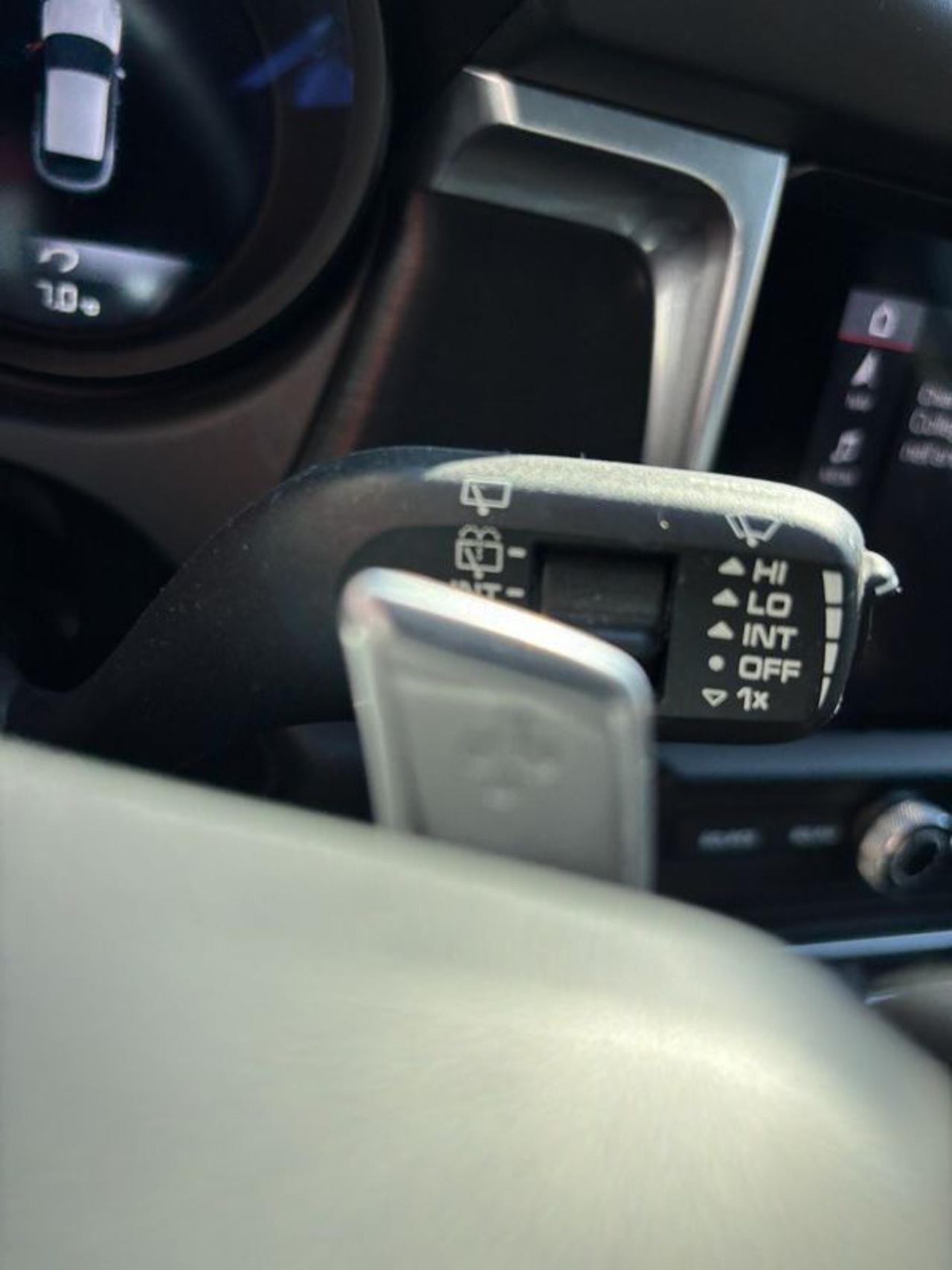 Porsche Macan 2.9 GTS FULL LED-NAVI-TETTO-CAM-20"