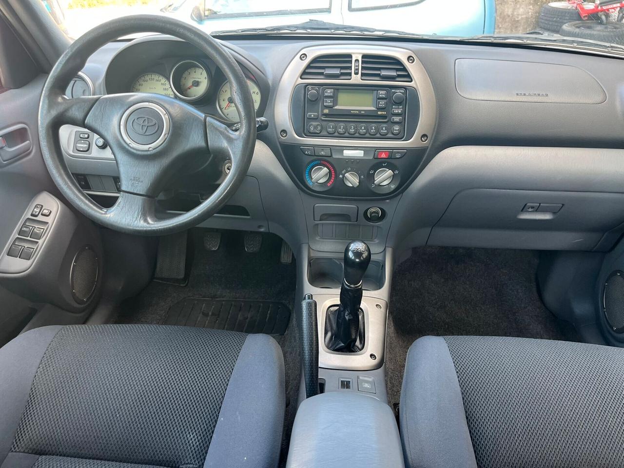 Toyota RAV 4 2.0 16V BENZ 5 porte Sol