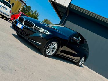 BMW Serie 3 Touring 320d mhev 48V xdrive auto