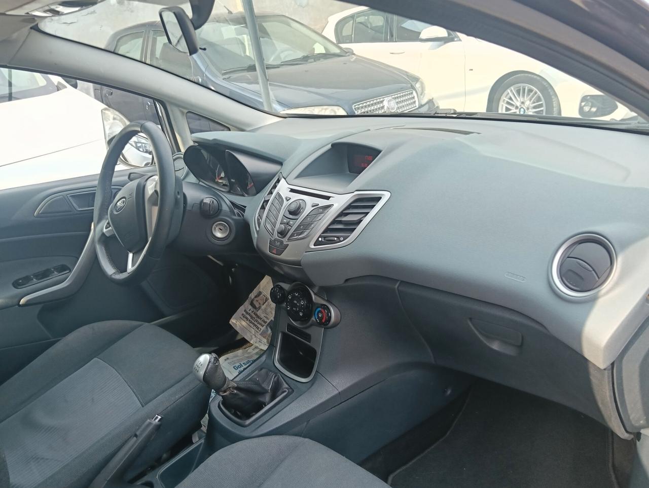 Ford Fiesta 1.2 82 CV 5 porte Titanium
