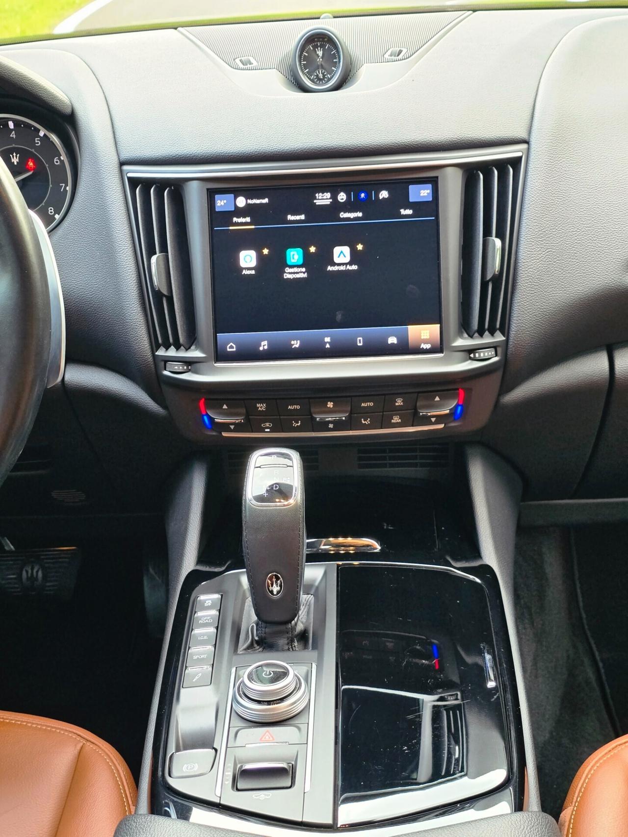 Maserati Levante V6 AWD 350 CV BENZINA - 2021