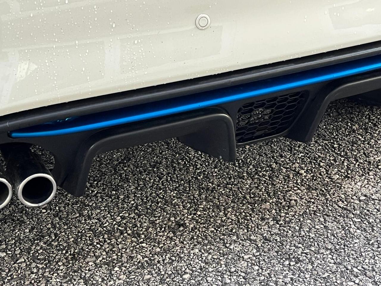 Abarth 595 1.4 Turbo T-Jet 165 CV Turismo