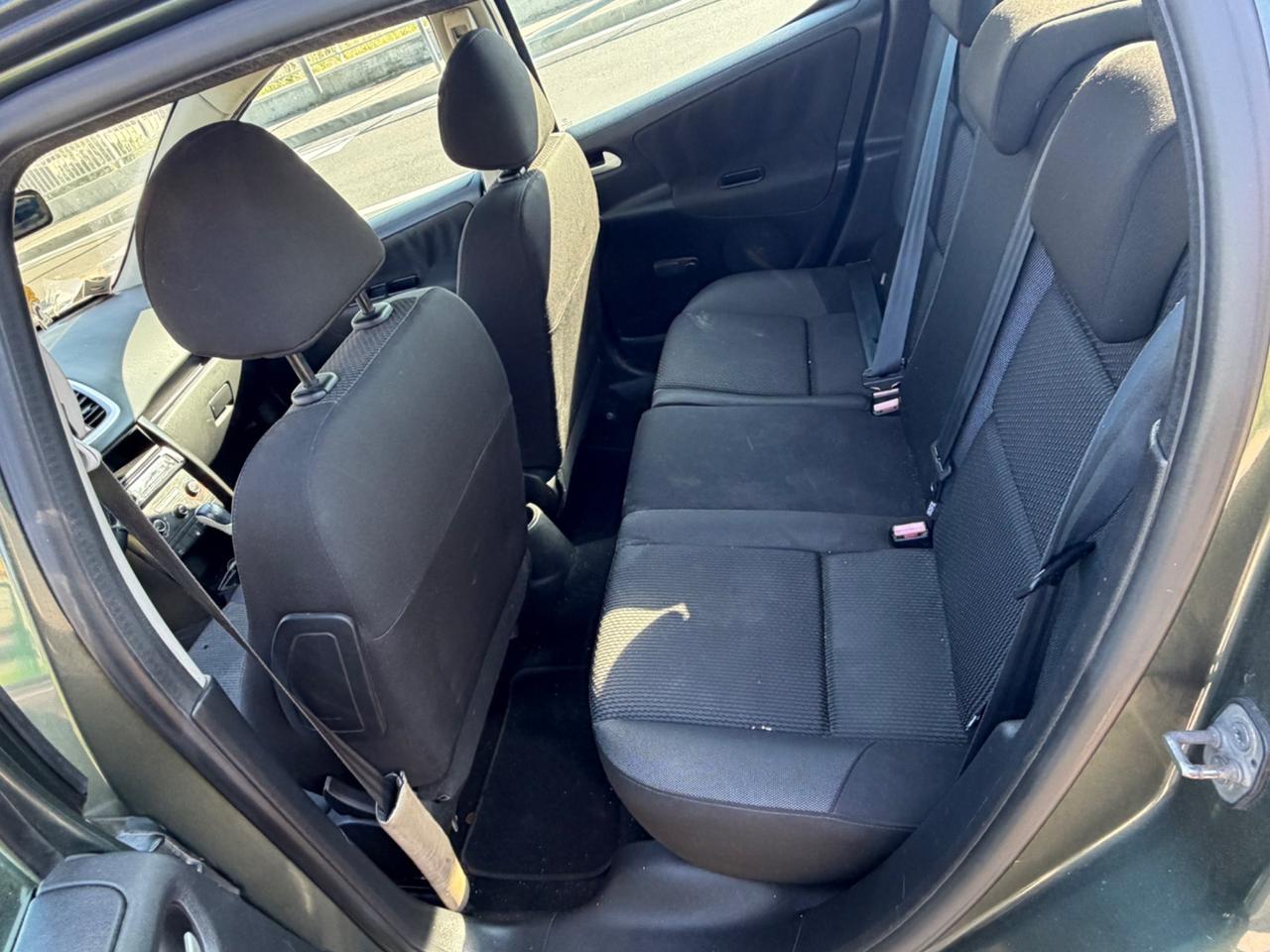 Peugeot 207 1.4 HDi 70CV 5p. Active