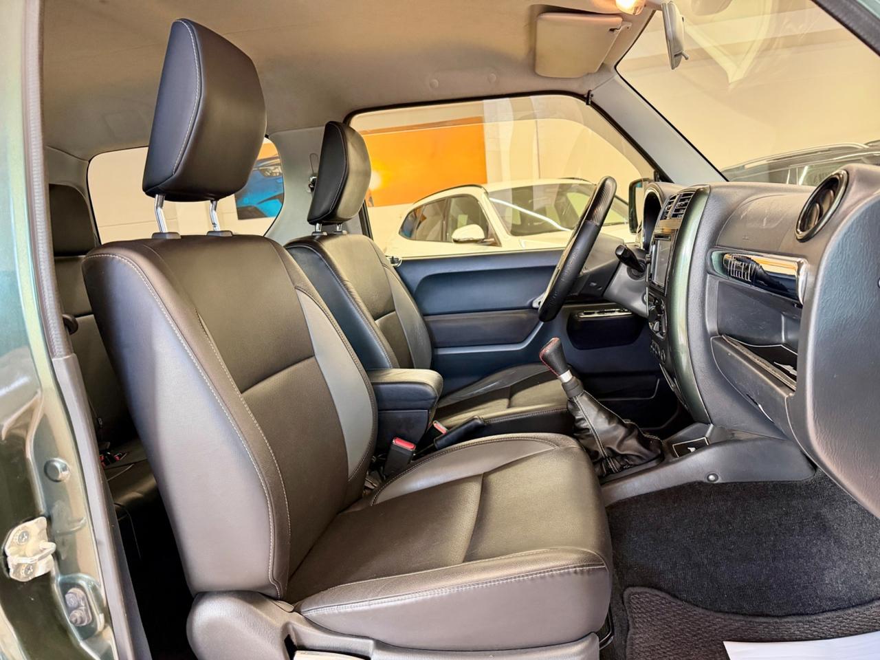 Suzuki Jimny 4X4 Evolution GANCIO TRAINO