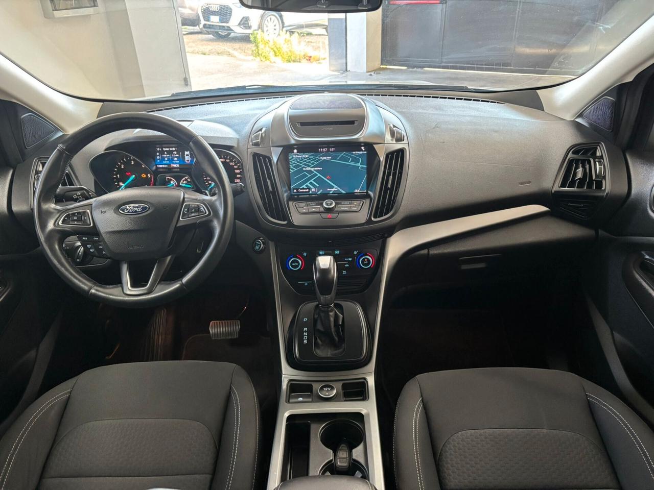 Ford Kuga 1.5 TDCI 120 CV S&S 2WD Powershift Business