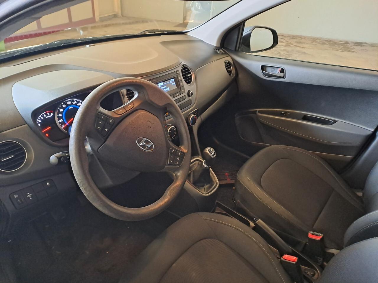 Hyundai i10 1.0 MPI Login
