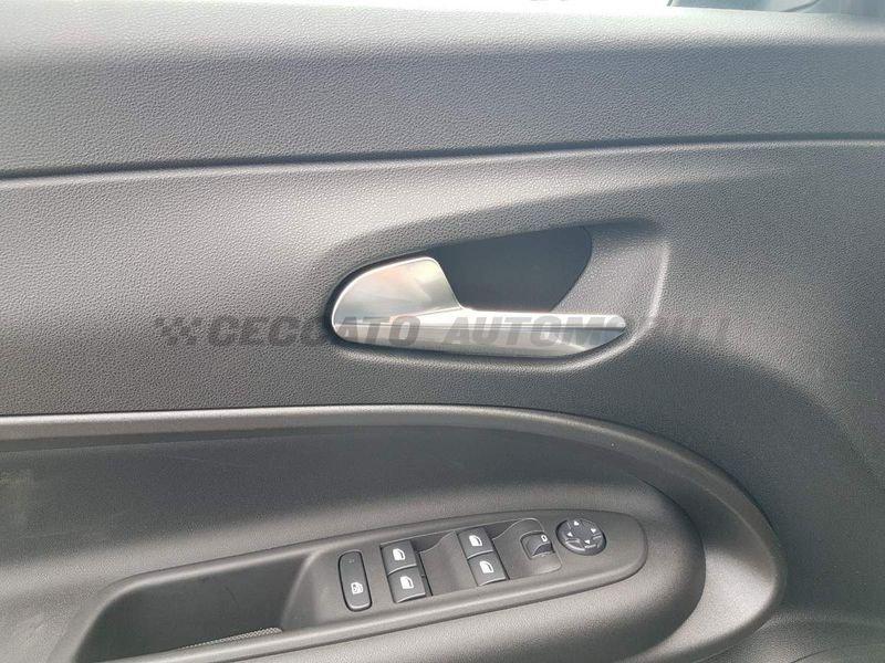 Jeep Avenger Avenger 1.2 turbo e-hybrid Altitude fwd 100cv edct6