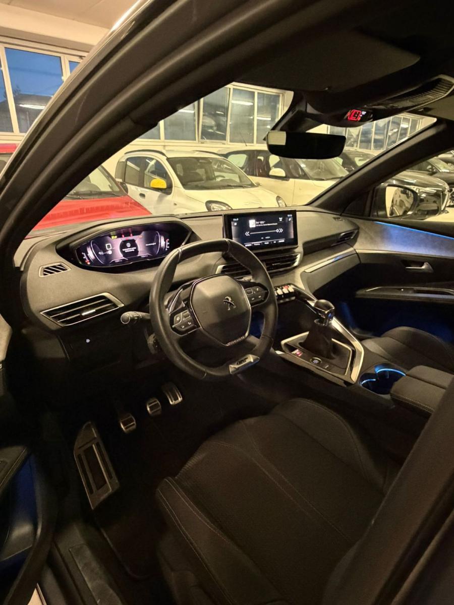 PEUGEOT - 3008 - PureTech Turbo 130 S&S GT Line