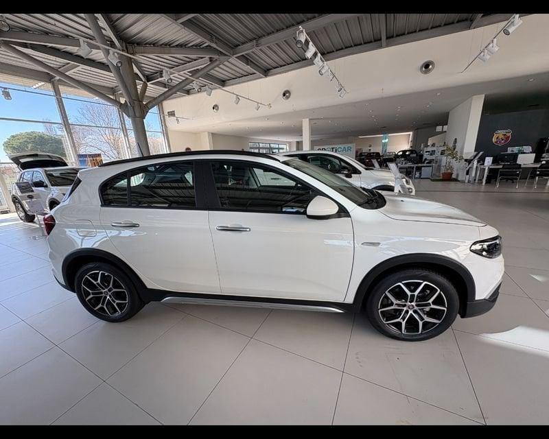 FIAT Tipo Tipo 1.5 Hybrid DCT 5 porte Cross