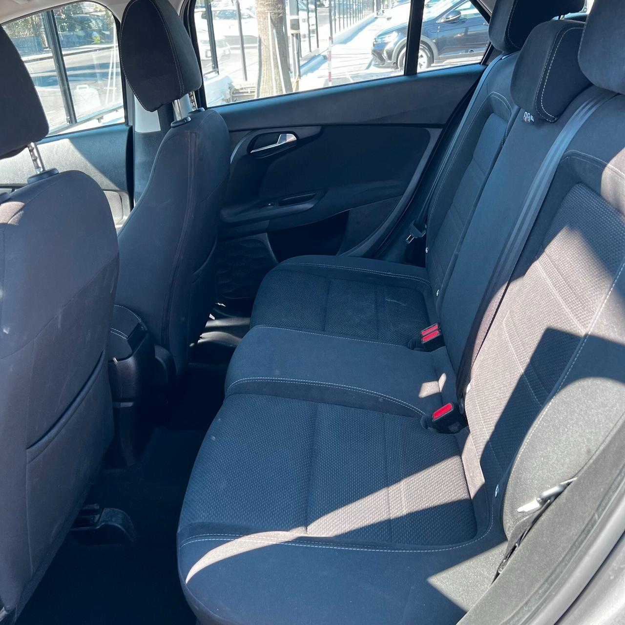 Fiat Tipo 1.6 Mjt S&S DCT SW S-Design
