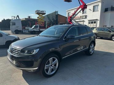 VOLKSWAGEN Touareg 3.0 TDI 204 CV tiptronic BlueMotion Techn. Executi
