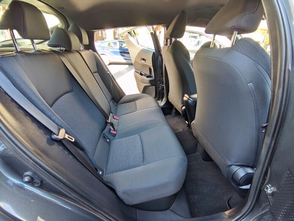Toyota C-HR 1.8 Hybrid NAVI TAGLIANDATA