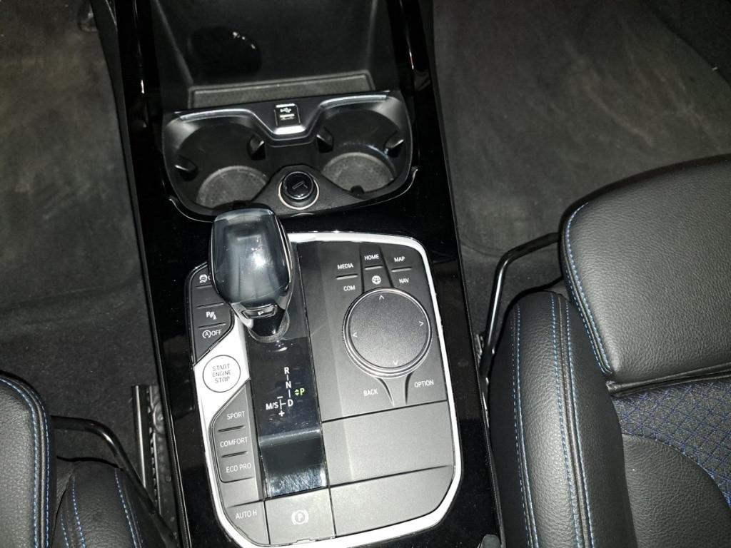 BMW Serie 1 F40 - 116d Msport auto