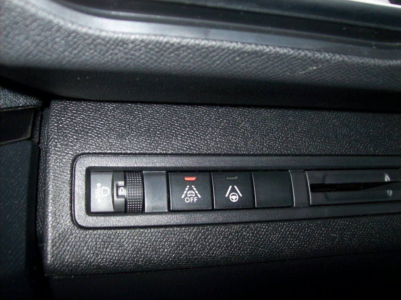 Peugeot 3008 1.5 BlueHDi 130CV S&S EAT8 Allure Pack