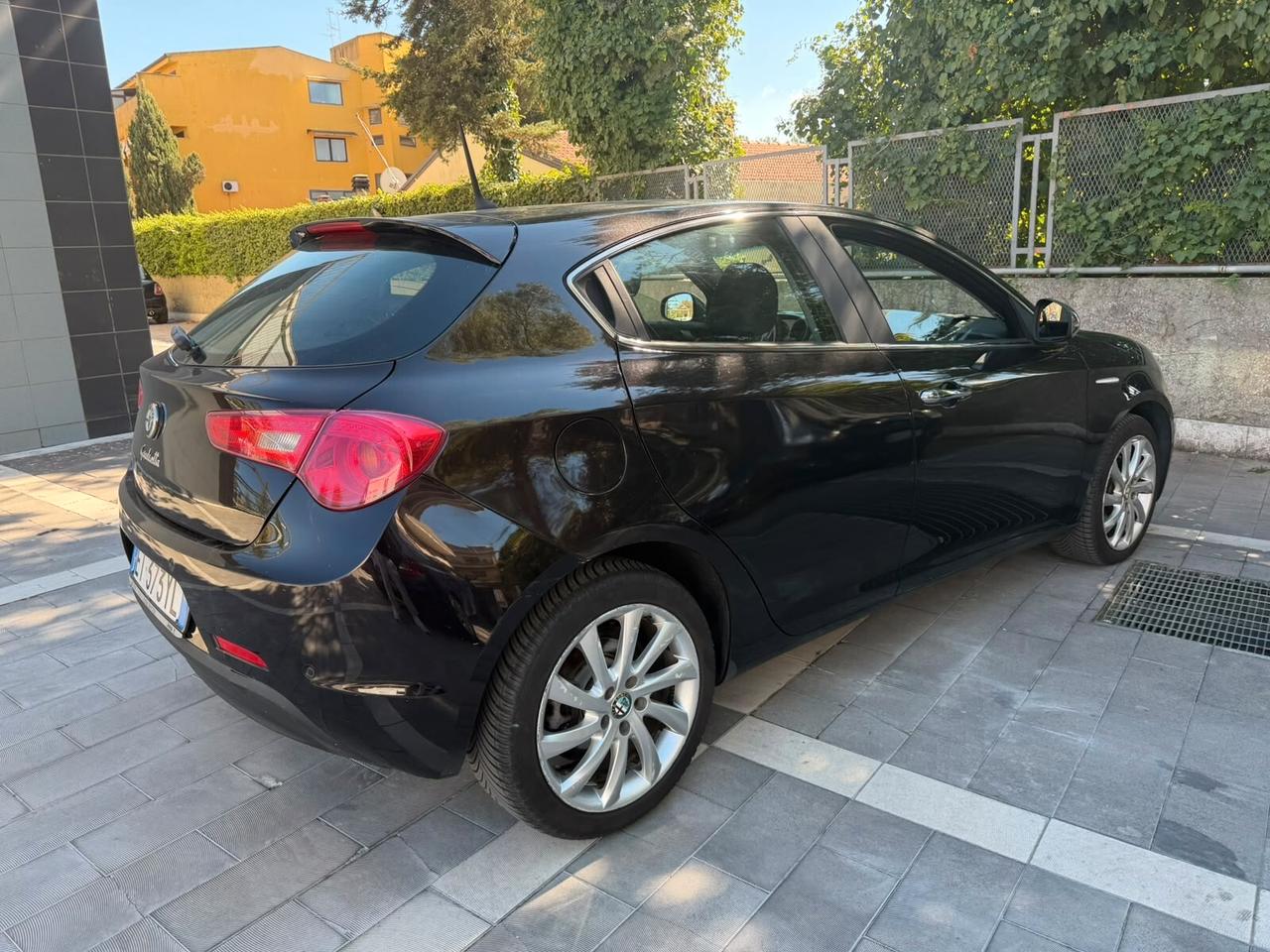 Alfa Romeo Giulietta 1.6 JTDm-2 105 CV Exclusive