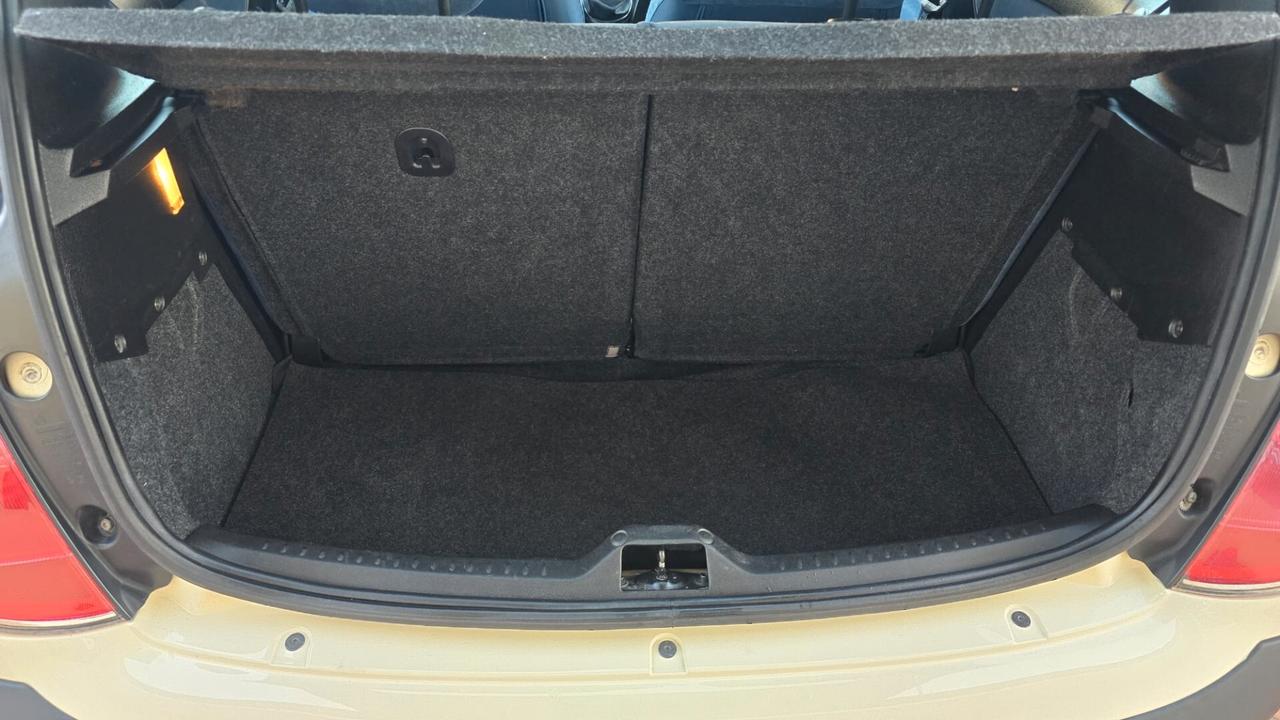 Lancia Ypsilon 1.2 Argento