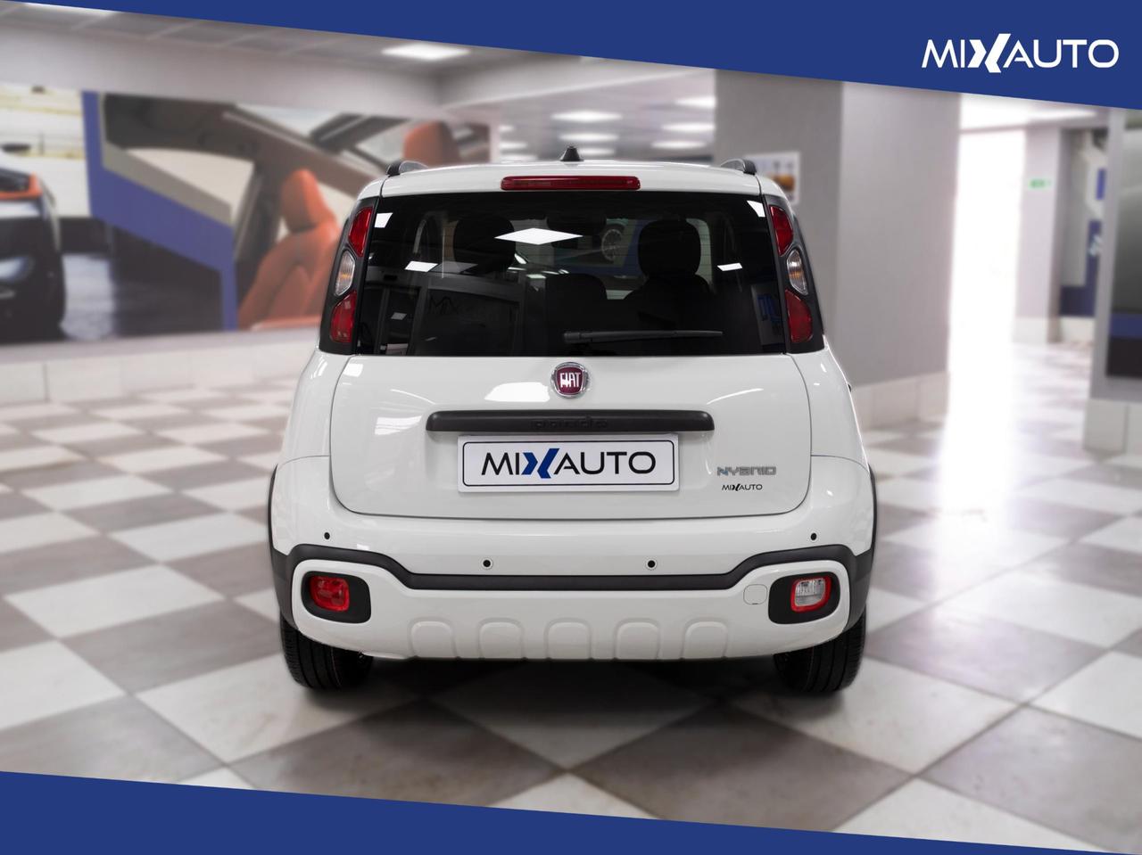 Fiat Panda Pandina Cross 1.0 Firefly Hybrid S&S 70CV