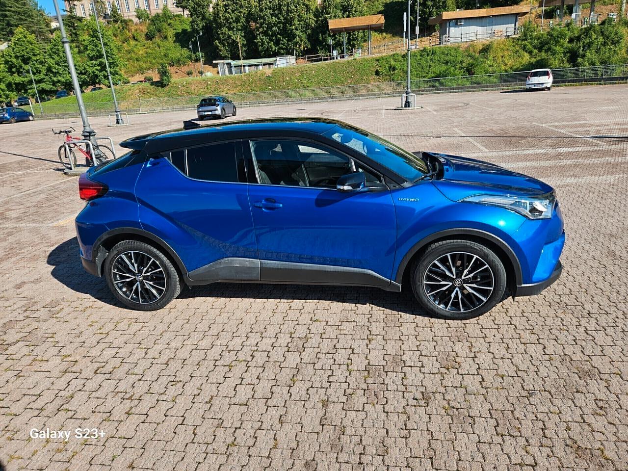 Toyota C-HR 1.8 Hybrid valutiamo usato /scambio