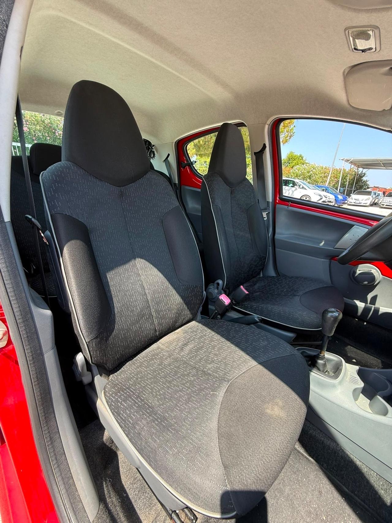 Peugeot 107 1.0 Benzina NEOPATENTATI UNIPROPRIETÀ