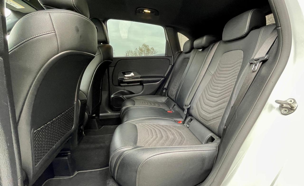 Mercedes-benz B 180d Executive Extra PELLE V.COCKPIT LED