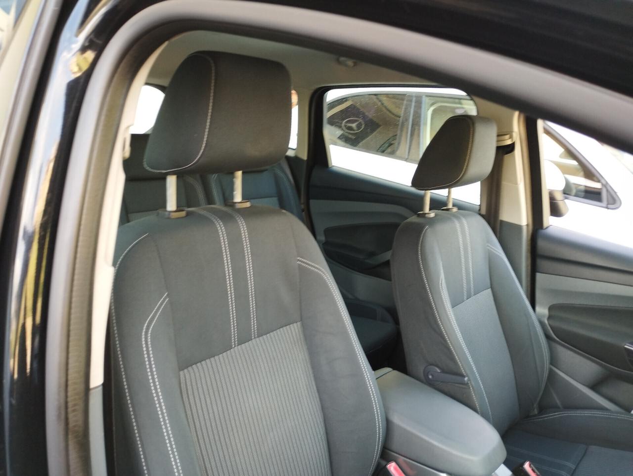 Ford C-Max 1.6 TDCi 115CV Titanium