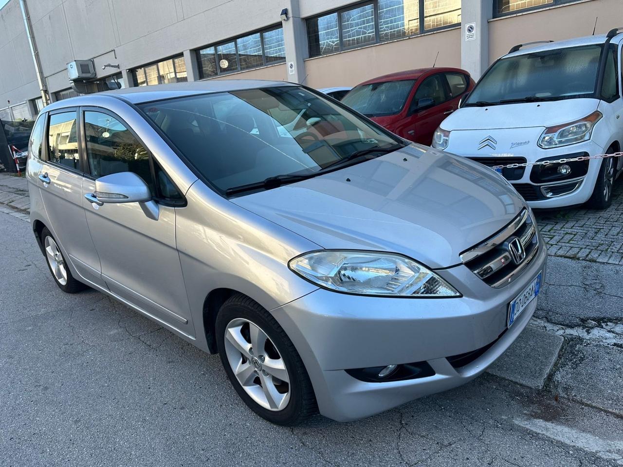 Honda FR-V 2.2 i-CTDi 6 POSTI