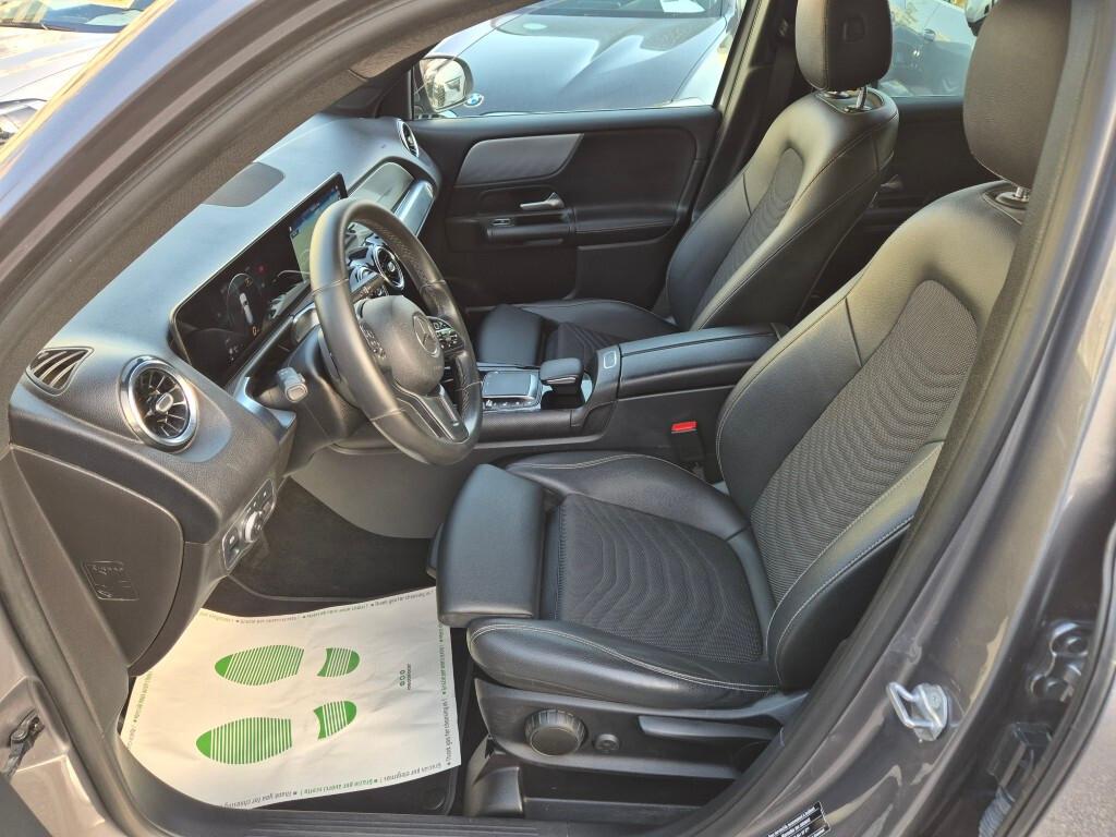 Mercedes GLB 180 d Automatic Sport con Garanzia
