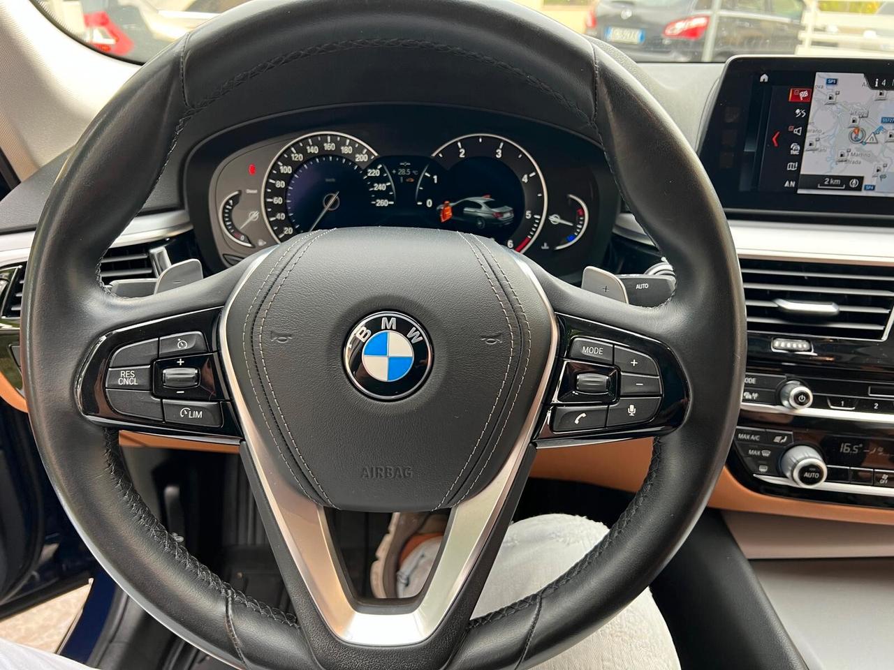 BMW 525D LUXURY 231cv