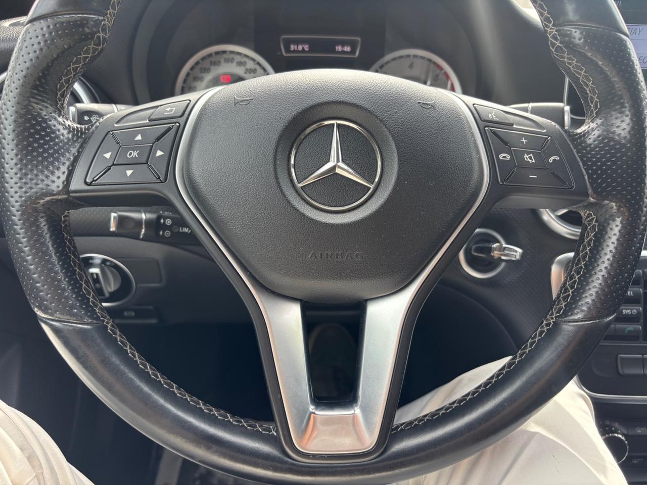 MERCEDES CLASSE A-180 109 CV AUTOMATICA FULL OPT